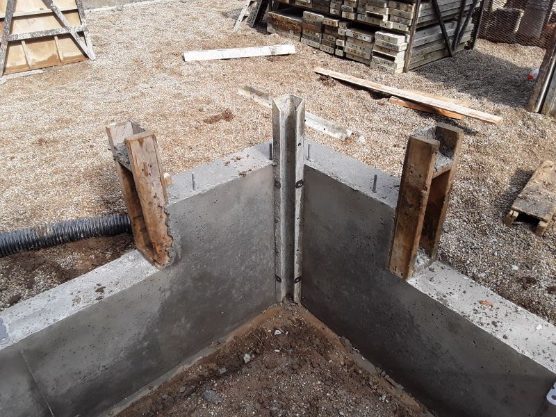 Concrete Foundation Repair Service